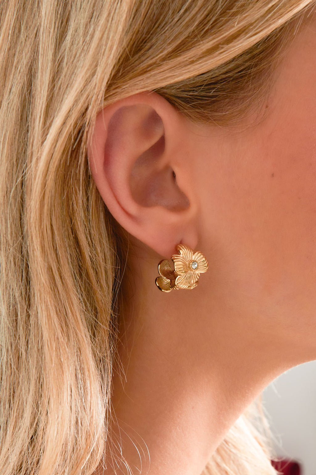 Stainless Steel Hoop Earrings Flower Casual Daily Simple Series Women's jewelry